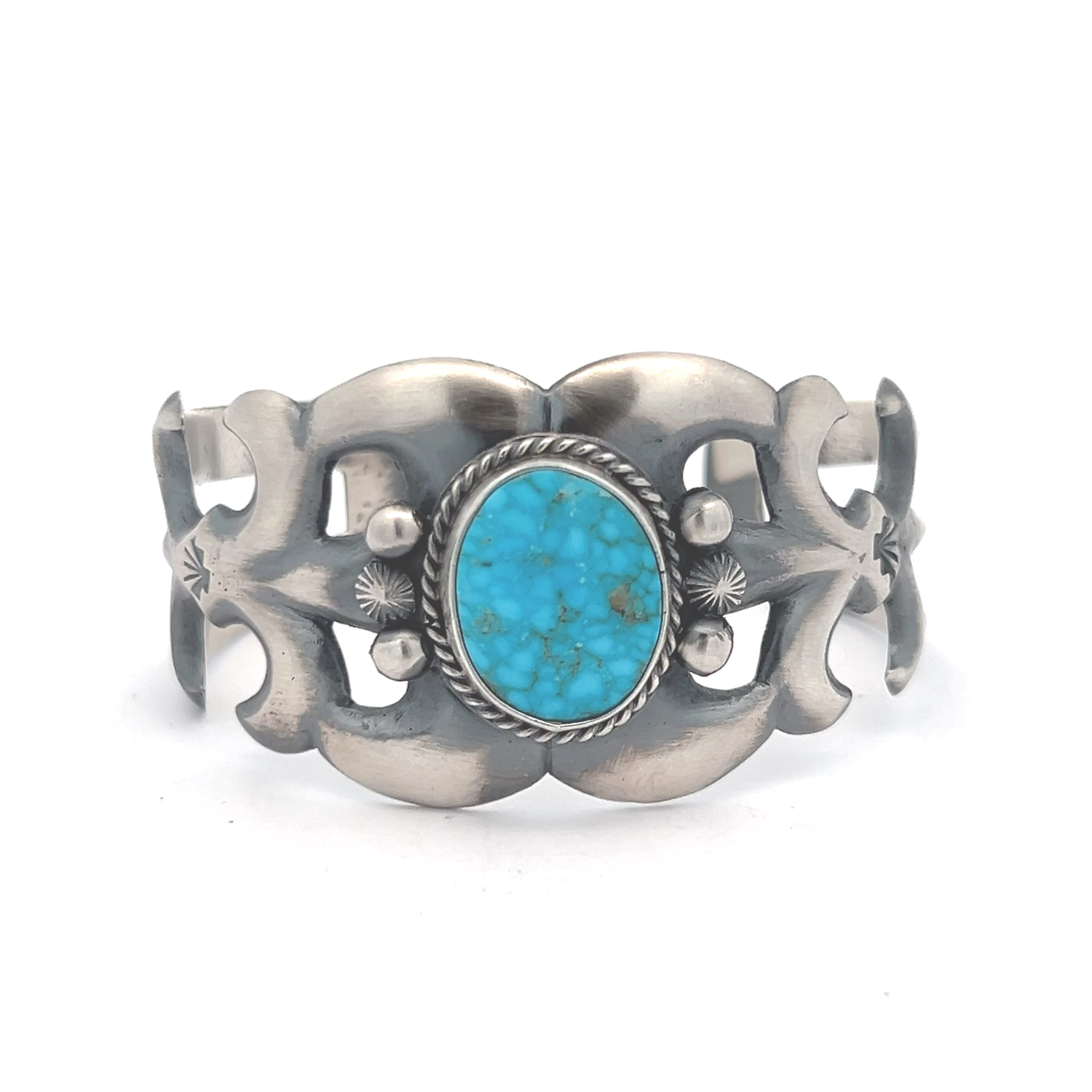 Outstanding Native American Navajo 9 Kingman Turquoise Sterling Silver Bracelet Outstanding Native American Navajo 9 Kingman Turquoise Sterling Silver Bracelet