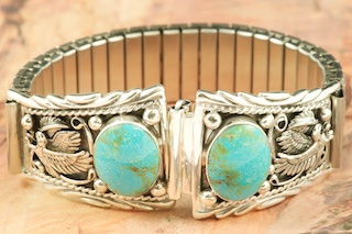 Genuine Turquoise Mountain Mine Turquoise set in Sterling Silver. The Turquoise Mountain Mine is located in the Mineral Park Mining District, Mohave County, Arizona. Although Turquoise Mountain is located near the Kingman Turquoise Mine it is considered a classic mine in its own right because the Turquoise is so different in appearance. It is also known as 