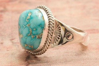 Enchanting Vintage Native American Navajo Battle Mountain Turquoise Sterling Silver Ring