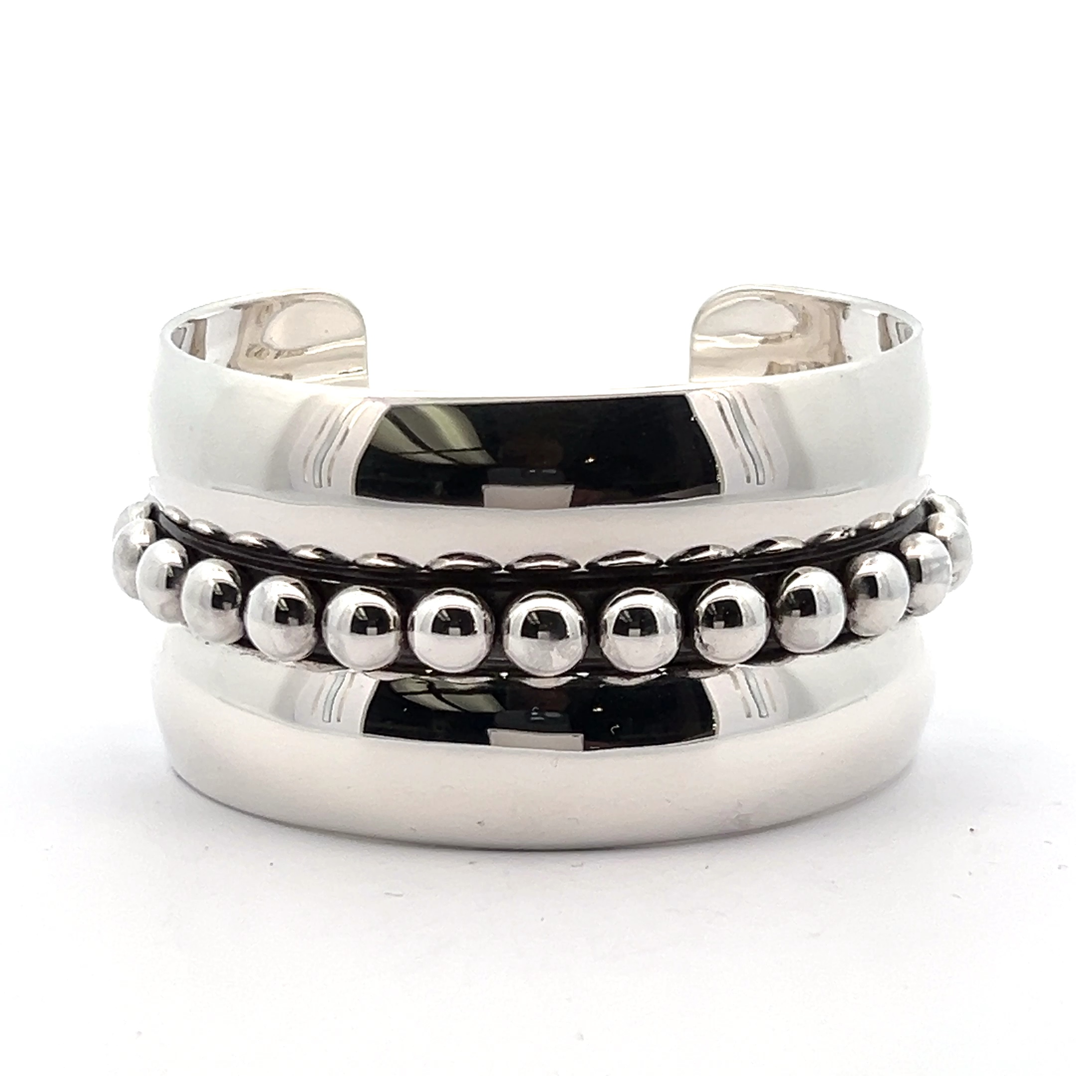 Treasures of the Southwest: Artie Yellowhorse Sterling Silver Bead