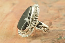 Genuine White Lightening Sterling Silver Navajo Ring