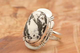 Navajo White Buffalo /& Sterling Silver Ring Size 7.25