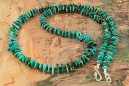 Santo Domingo  Necklace